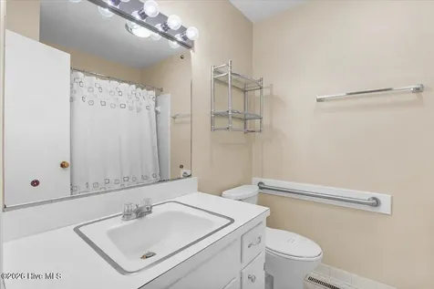 221 Pinewood Circle Goldsboro NC 27534