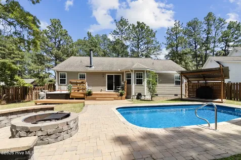 1500 Longleaf Drive E Pinehurst NC 28374