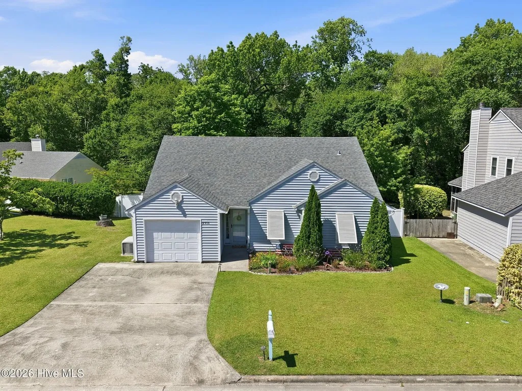 2916 Mandy Lane Morehead City NC 28557
