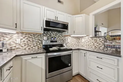 2916 Mandy Lane Morehead City NC 28557