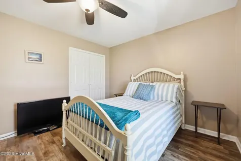 2916 Mandy Lane Morehead City NC 28557