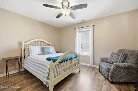 2916 Mandy Lane Morehead City NC 28557