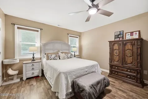 2916 Mandy Lane Morehead City NC 28557