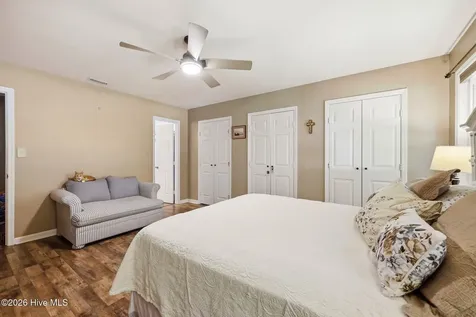 2916 Mandy Lane Morehead City NC 28557