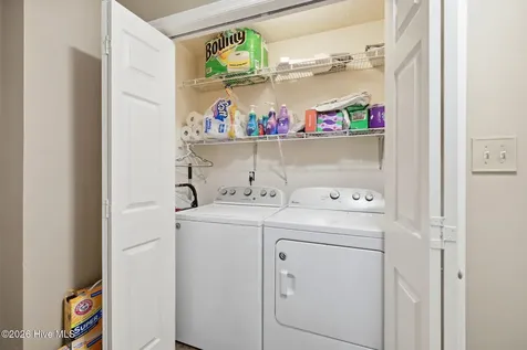 2916 Mandy Lane Morehead City NC 28557