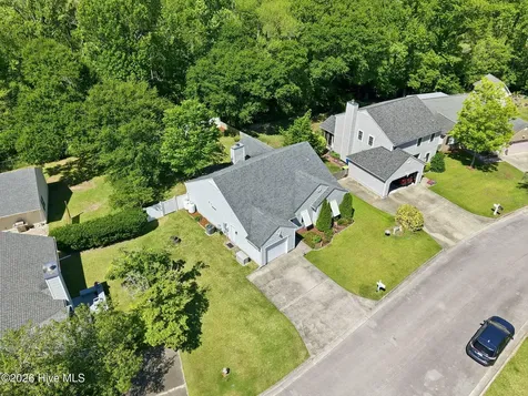 2916 Mandy Lane Morehead City NC 28557