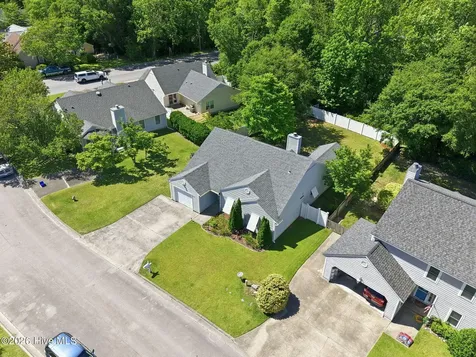 2916 Mandy Lane Morehead City NC 28557