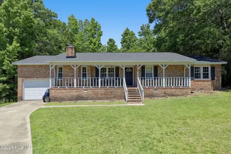 214 Carolina Drive Jacksonville NC 28546