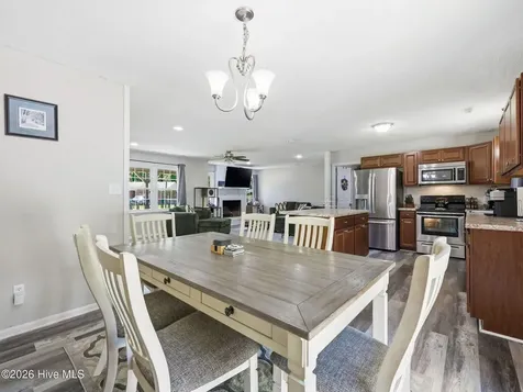 214 Carolina Drive Jacksonville NC 28546