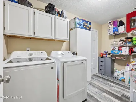 214 Carolina Drive Jacksonville NC 28546