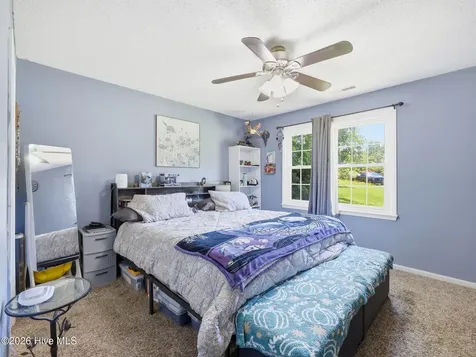 214 Carolina Drive Jacksonville NC 28546