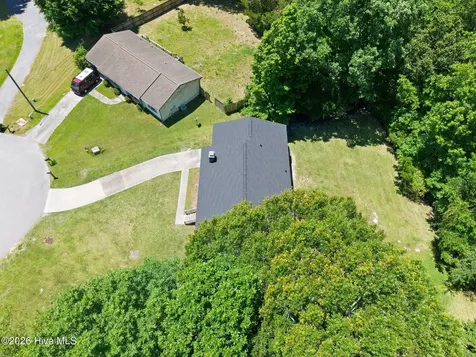 214 Carolina Drive Jacksonville NC 28546