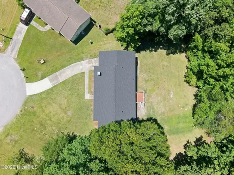 214 Carolina Drive Jacksonville NC 28546