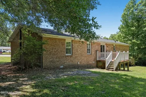 214 Carolina Drive Jacksonville NC 28546