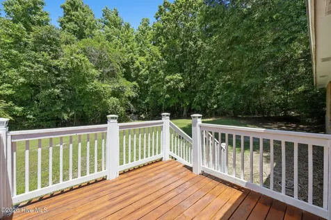 214 Carolina Drive Jacksonville NC 28546