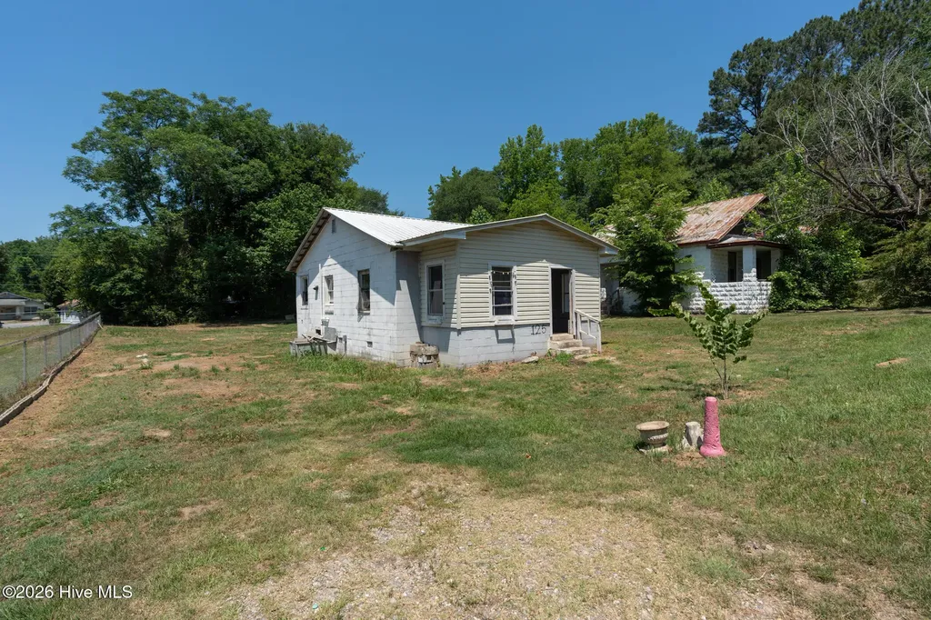 125 Garrett Street Rockingham NC 28379