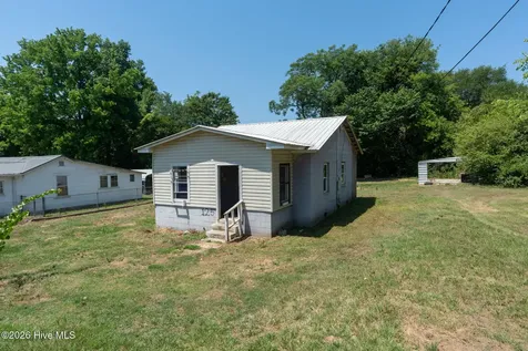 125 Garrett Street Rockingham NC 28379