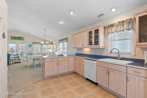 143 Brunswick Avenue E Holden Beach NC 28462