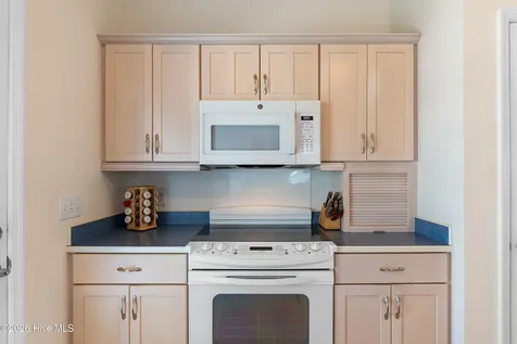 143 Brunswick Avenue E Holden Beach NC 28462