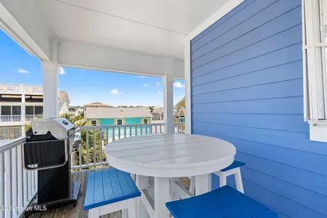 143 Brunswick Avenue E Holden Beach NC 28462