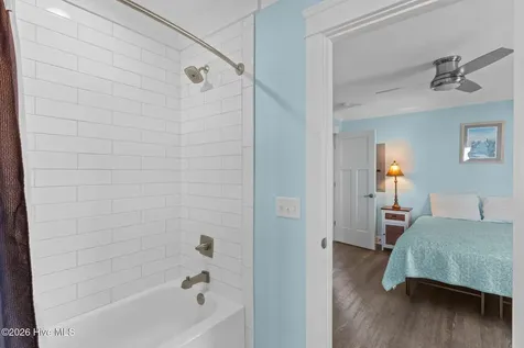 4321 E Beach Drive Oak Island NC 28465