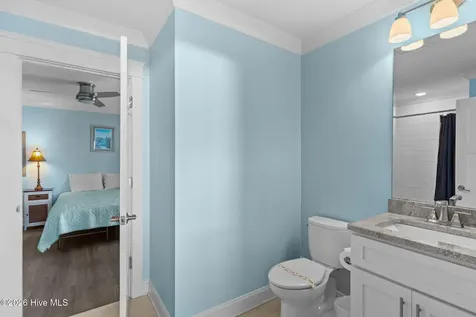 4321 E Beach Drive Oak Island NC 28465