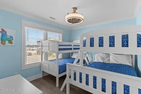 4321 E Beach Drive Oak Island NC 28465