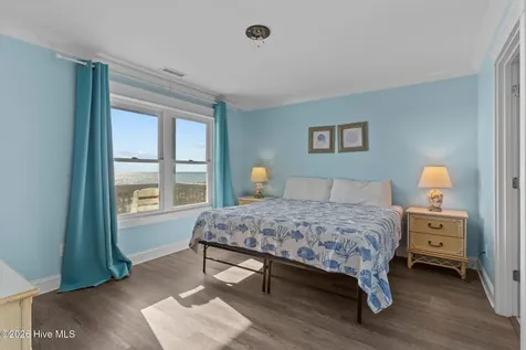 4321 E Beach Drive Oak Island NC 28465