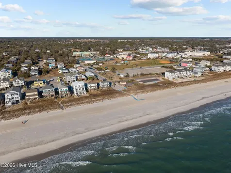 4321 E Beach Drive Oak Island NC 28465