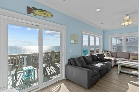 4321 E Beach Drive Oak Island NC 28465