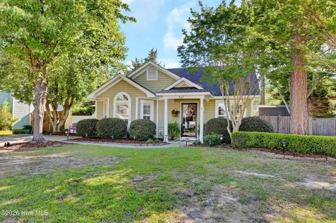 607 Hopscotch Court Wilmington NC 28411