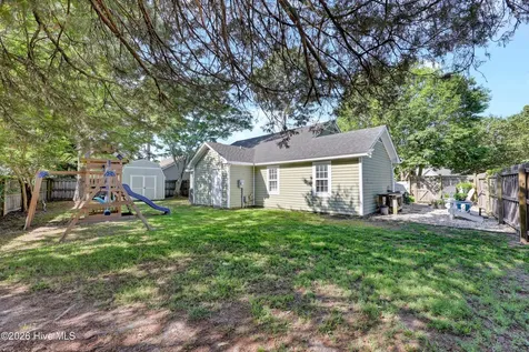 607 Hopscotch Court Wilmington NC 28411