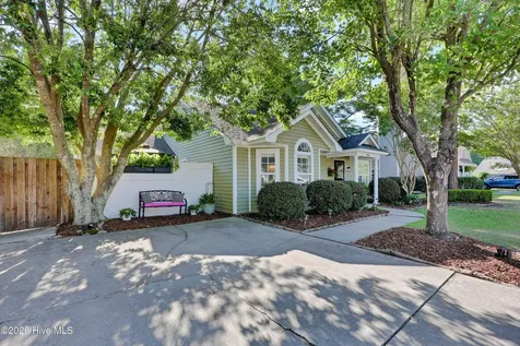 607 Hopscotch Court Wilmington NC 28411