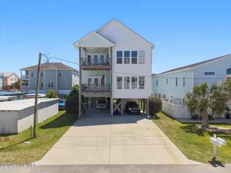 605 Texas Avenue Carolina Beach NC 28428