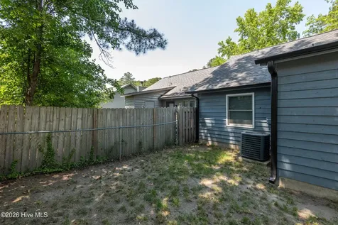 1934 White Hollow Drive Greenville NC 27858