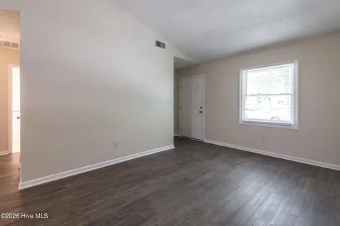 1934 White Hollow Drive Greenville NC 27858