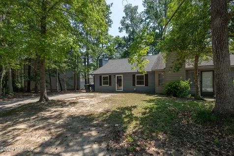 1934 White Hollow Drive Greenville NC 27858