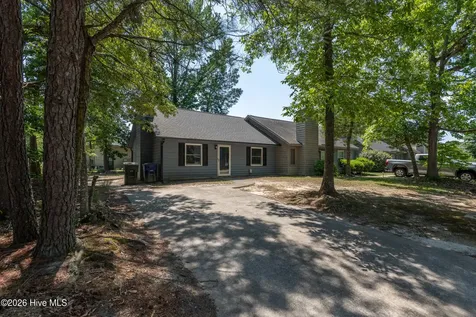 1934 White Hollow Drive Greenville NC 27858