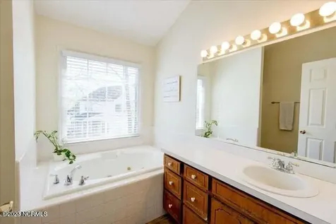 702 Barney Fones Drive Havelock NC 28532
