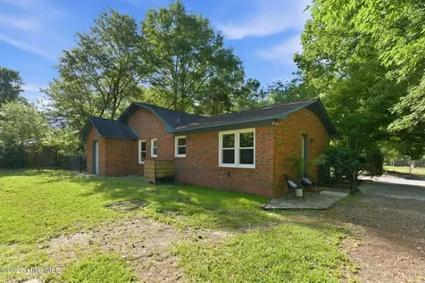 5049 Ferndale Road Wilmington NC 28411