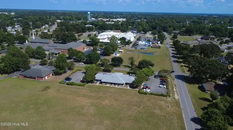 207 Earnhardt Drive Edenton NC 27932