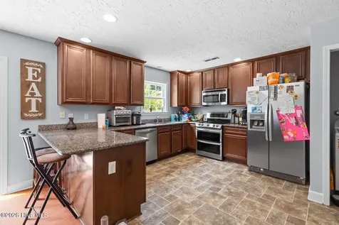 338 Rose Bud Lane Holly Ridge NC 28445