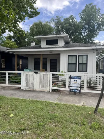 1610 Dock Street Wilmington NC 28401