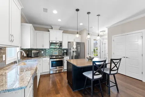 4348 Devonswood Drive Southport NC 28461