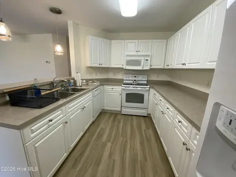1041 Bridgeport Way Leland NC 28451