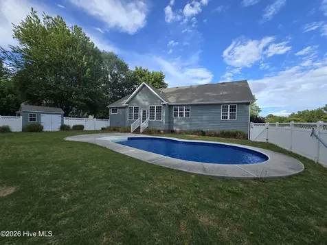 101 Kingfisher Cove Moyock NC 27958