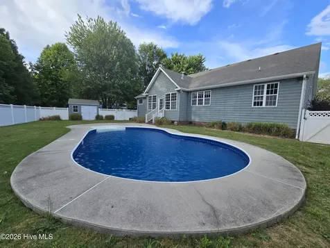 101 Kingfisher Cove Moyock NC 27958