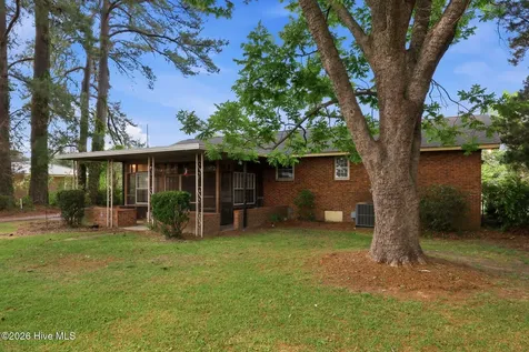 1463 Nc-55 E Kinston NC 28501