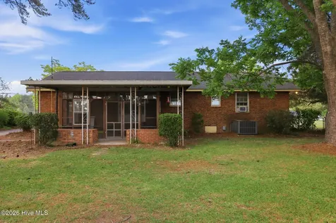 1463 Nc-55 E Kinston NC 28501