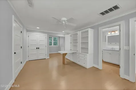 4 Oak Landing Road Wilmington NC 28409